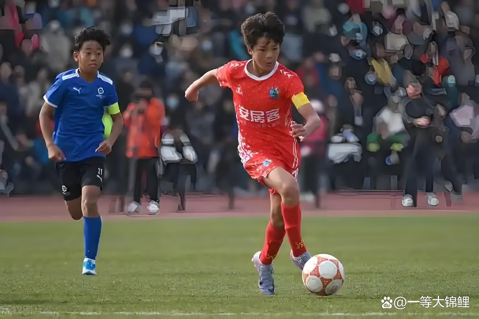 开云体育官网-国足U16梦幻开局，1-1战平乌兹别克斯坦，“非裔”球员表现抢眼